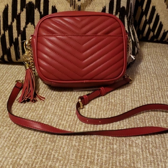 Red Quilted Chevron Crossbody Bag - Picture 2 of 7